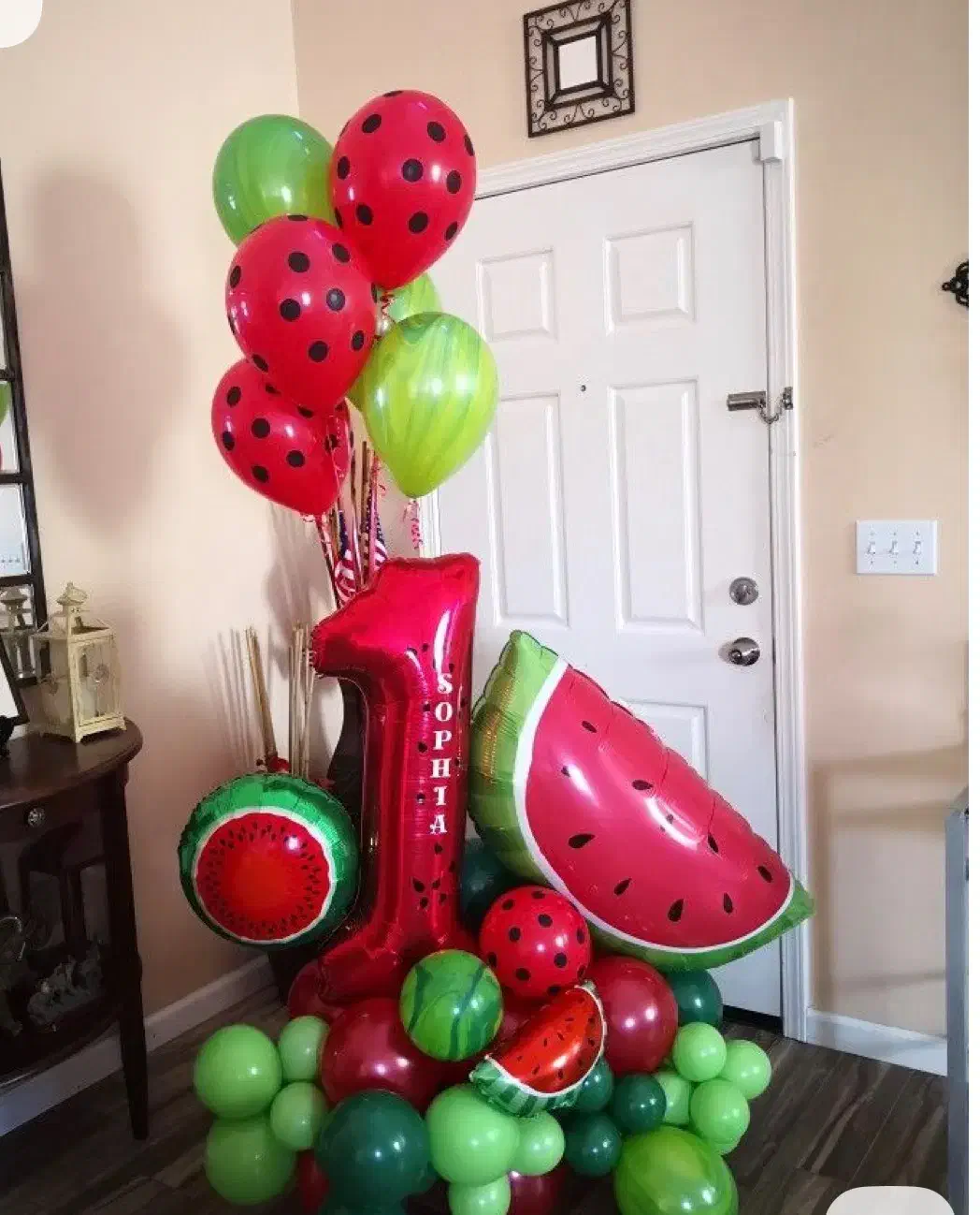 جشنواره ی یلدایی بادکنک آرایی ویژه ی شب یلدا|خدمات پذیرایی، مراسم|یزد, |دیوار