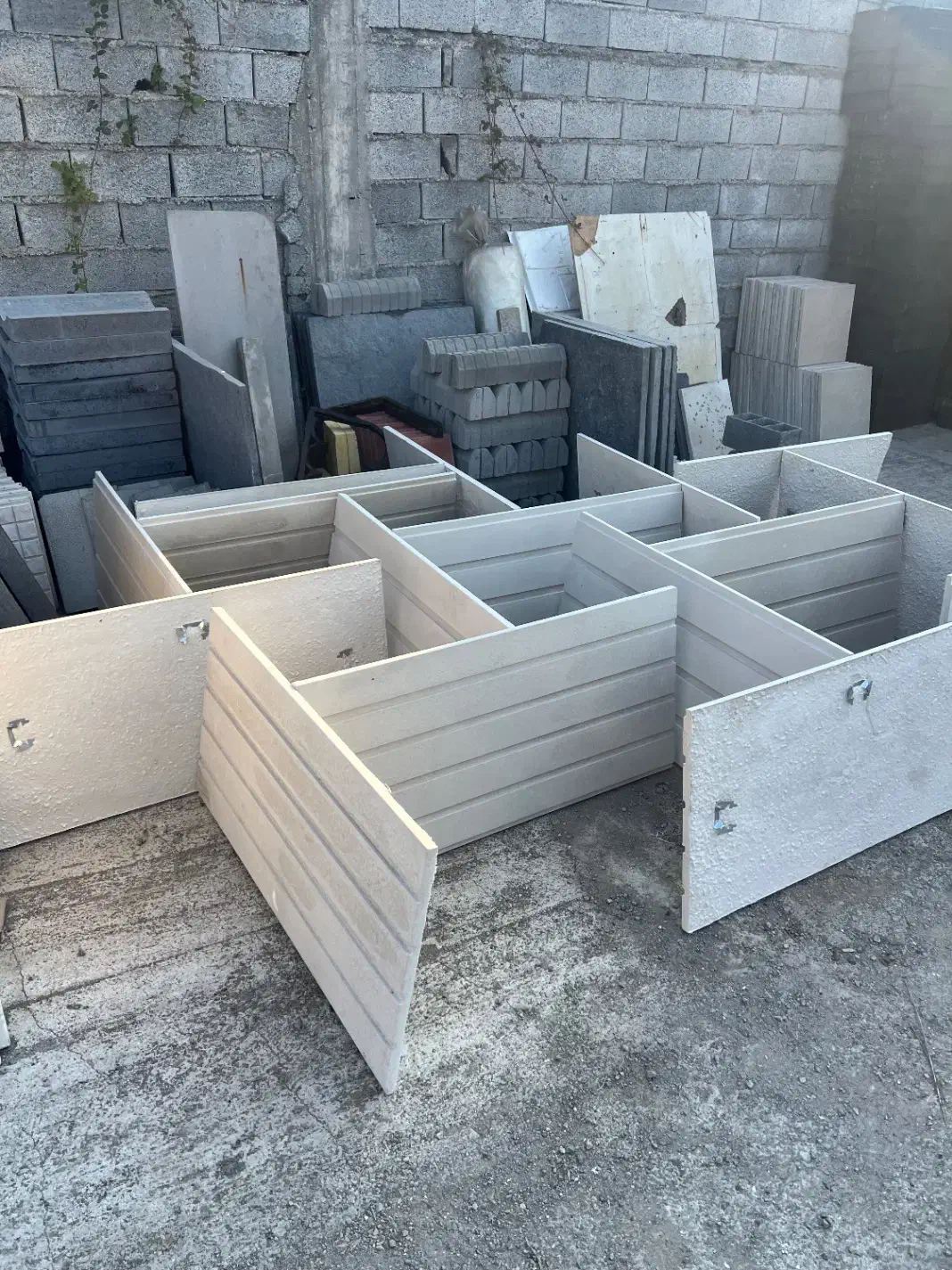 جذب نیروی کار در کارگاه تولید فراورده های بتنی|استخدام صنعتی، فنی، مهندسی|محمودآباد, |دیوار