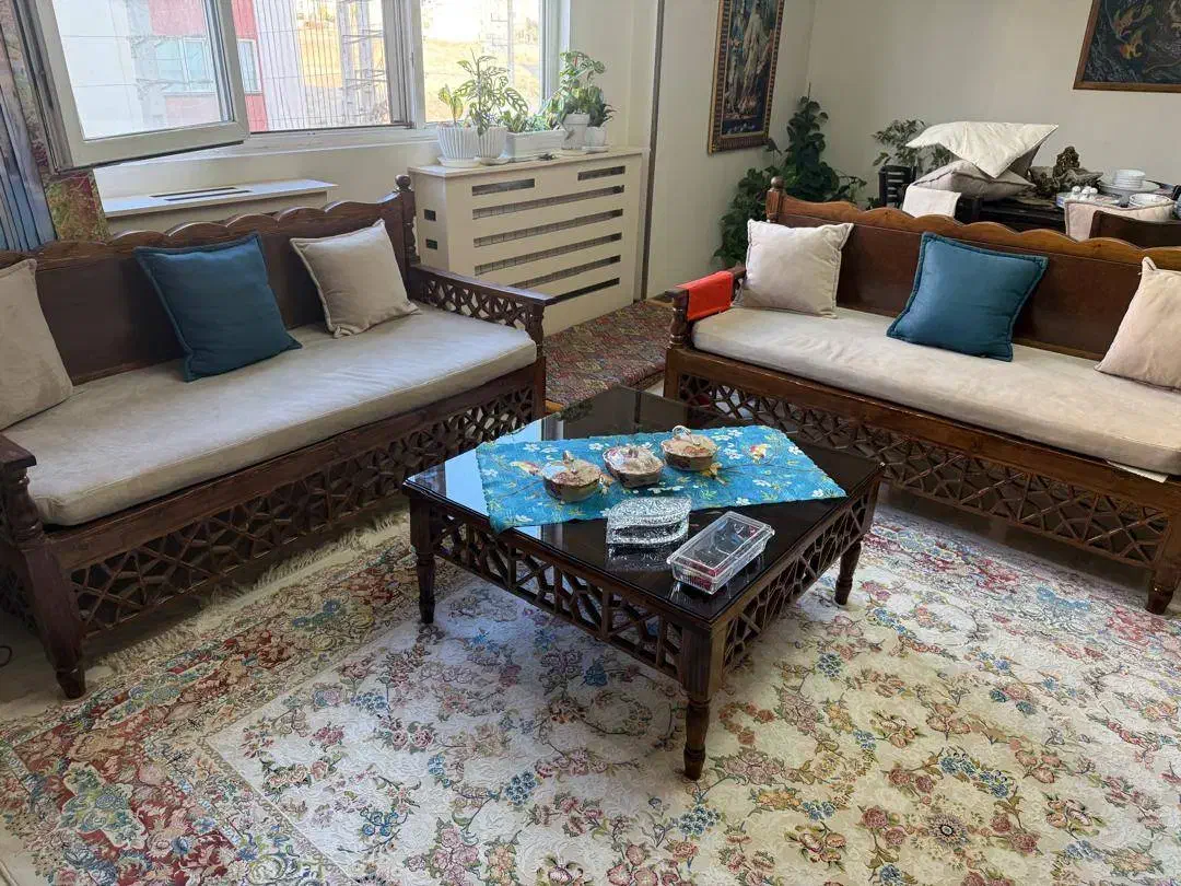 میز تلویزیون+میز پذیرایی سنتی + دو عدد مبل سنتی|مبلمان خانگی و میز عسلی|پردیس, فاز ۸|دیوار