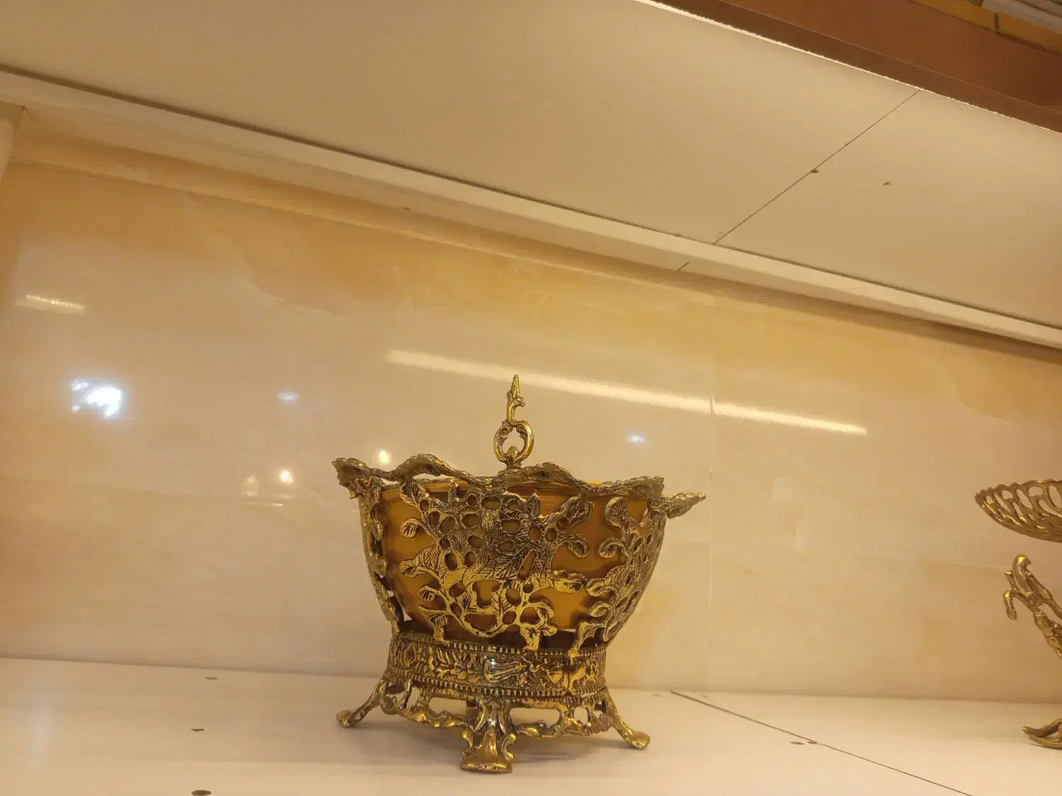 فروش لوازم برنزی به دلیل تغییر شغل ۲۰دستگاه لوستر|بوفه، ویترین، کنسول|ملارد, |دیوار