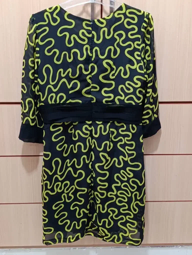 پیراهن حریر|لباس|شهرکرد, |دیوار