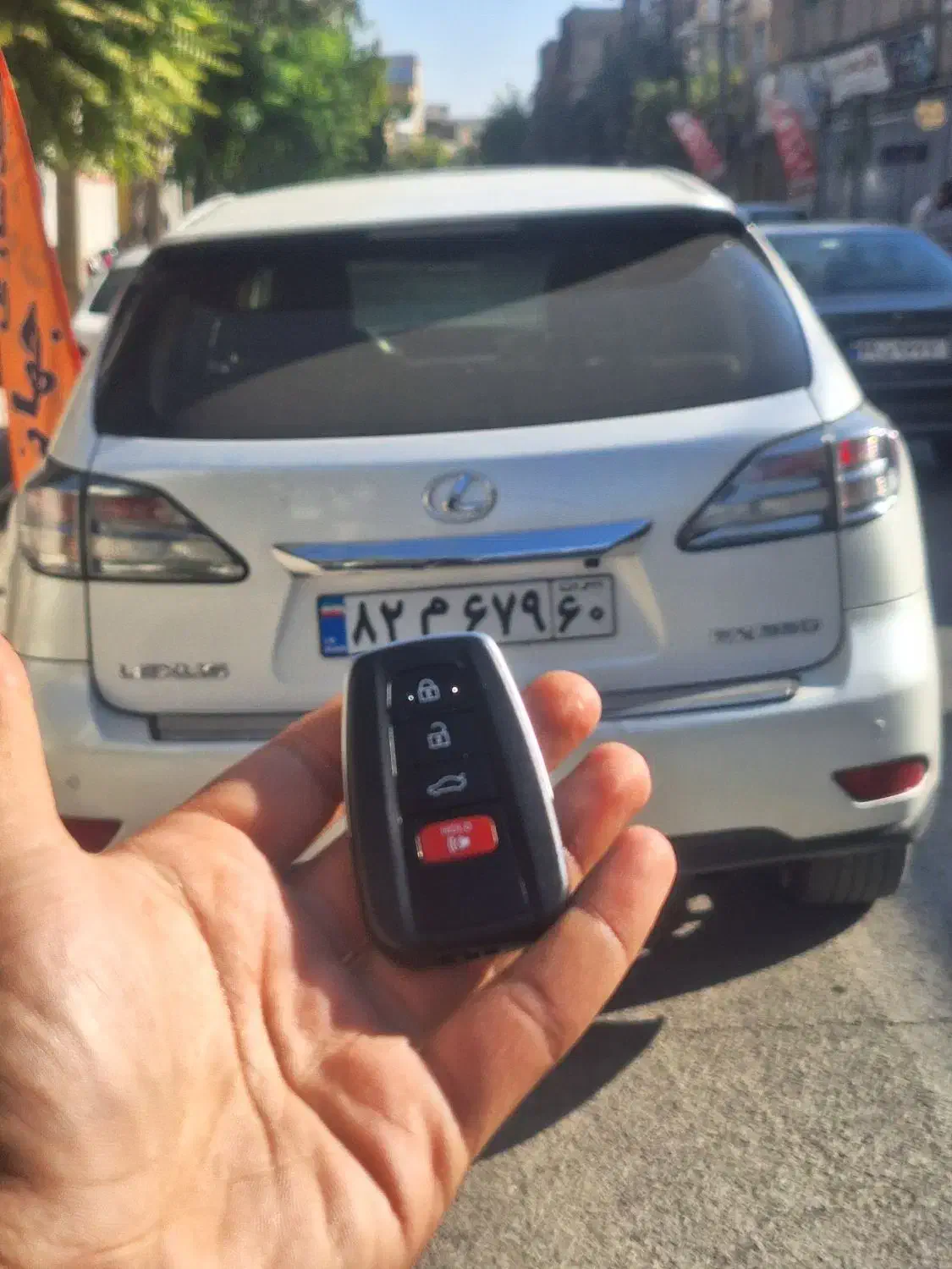 کلید سازی جهان|خدمات پیشه و مهارت|کبودرآهنگ, |دیوار