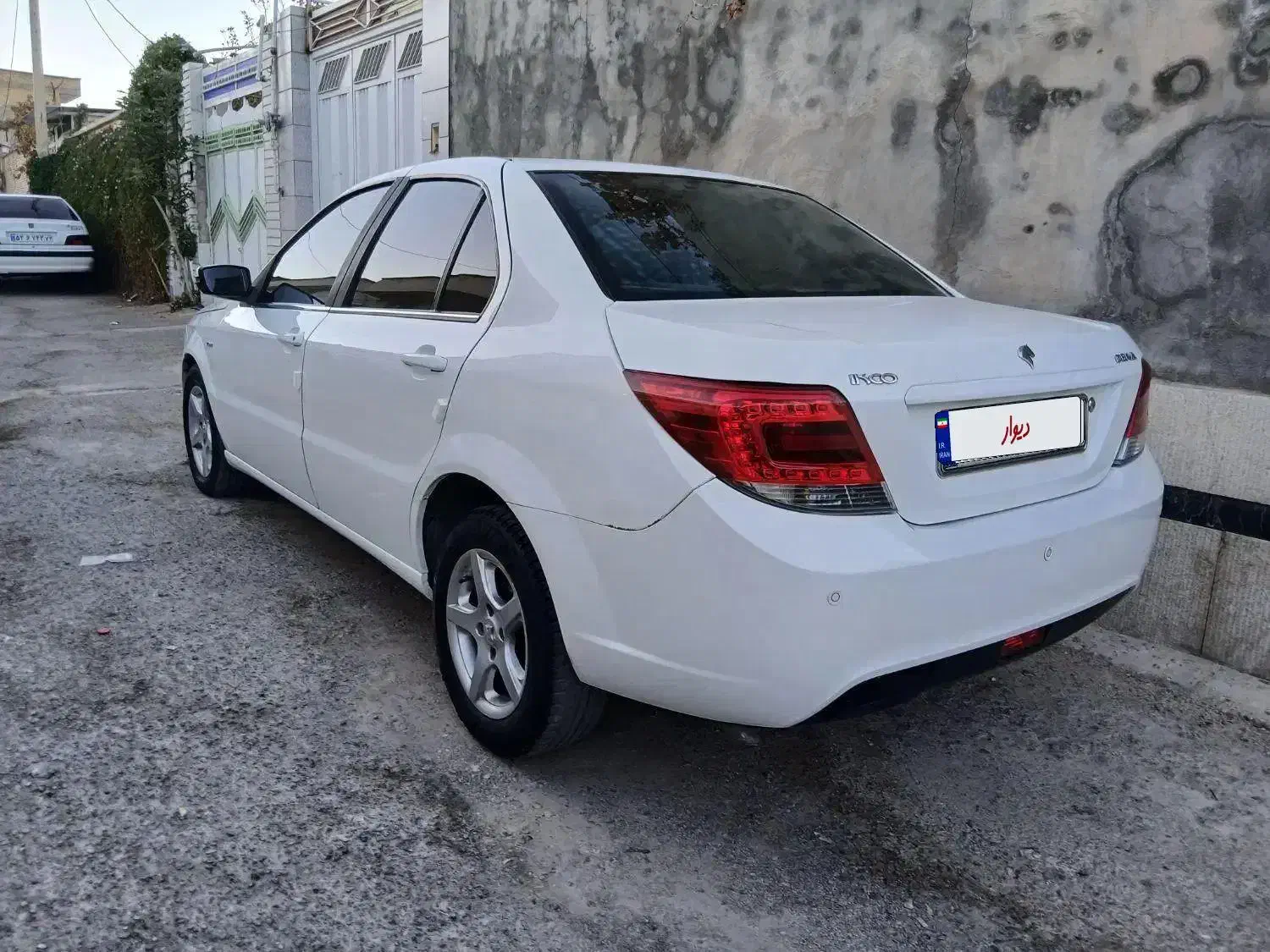 دنا مدل ۹۴ فول|خودرو سواری و وانت|شیراز, شهرک ایثار|دیوار