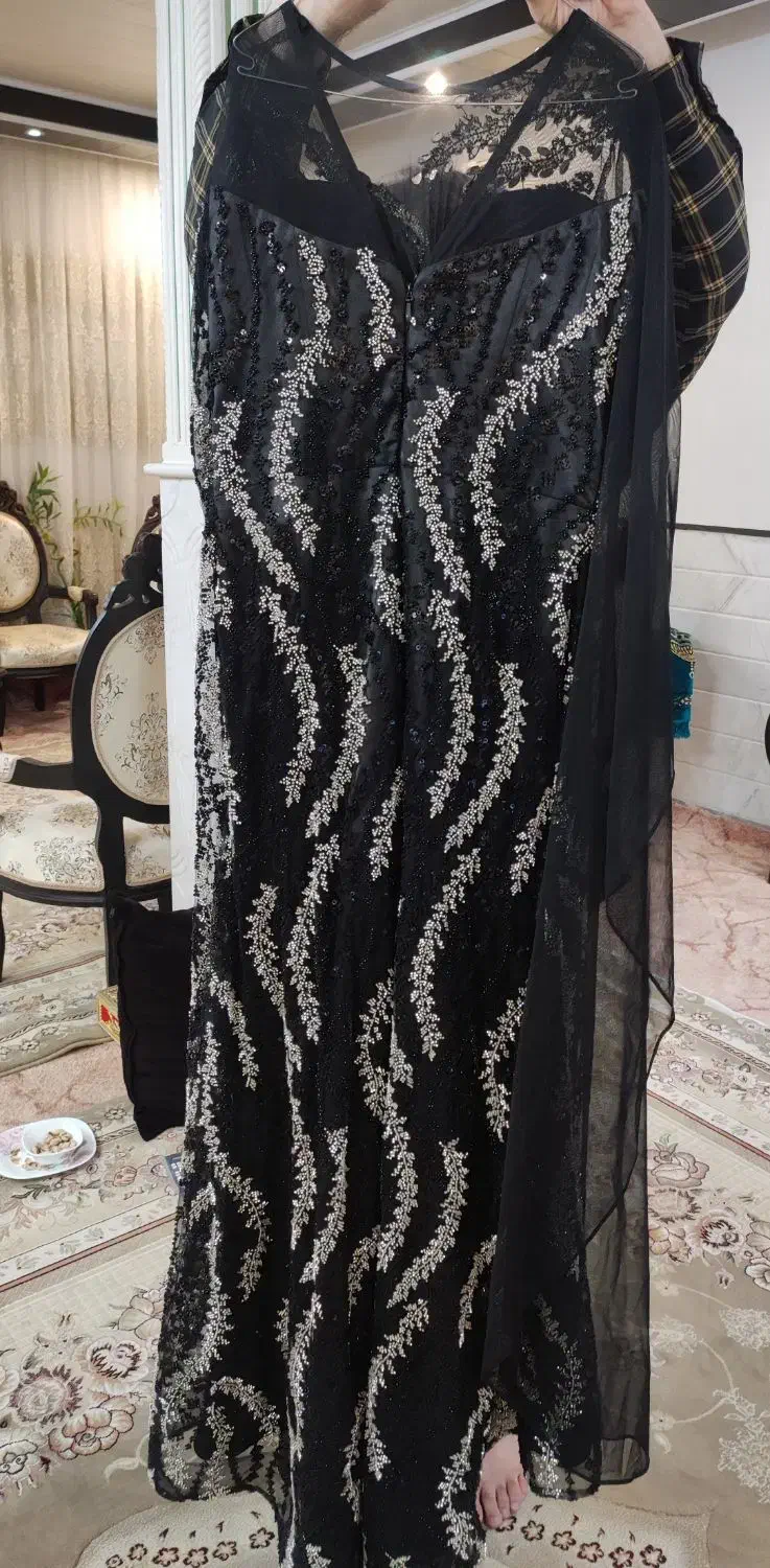 لباس مجلسی|لباس|قم, سراجه (۱۵ خرداد)|دیوار