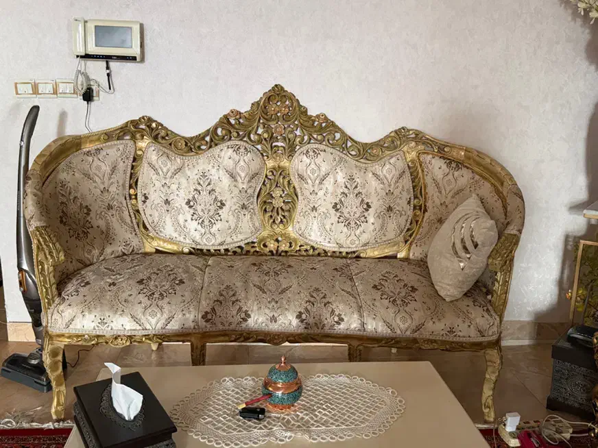 مبل سلطنتی قدیمی چوب راش|مبلمان خانگی و میز عسلی|اهر, |دیوار