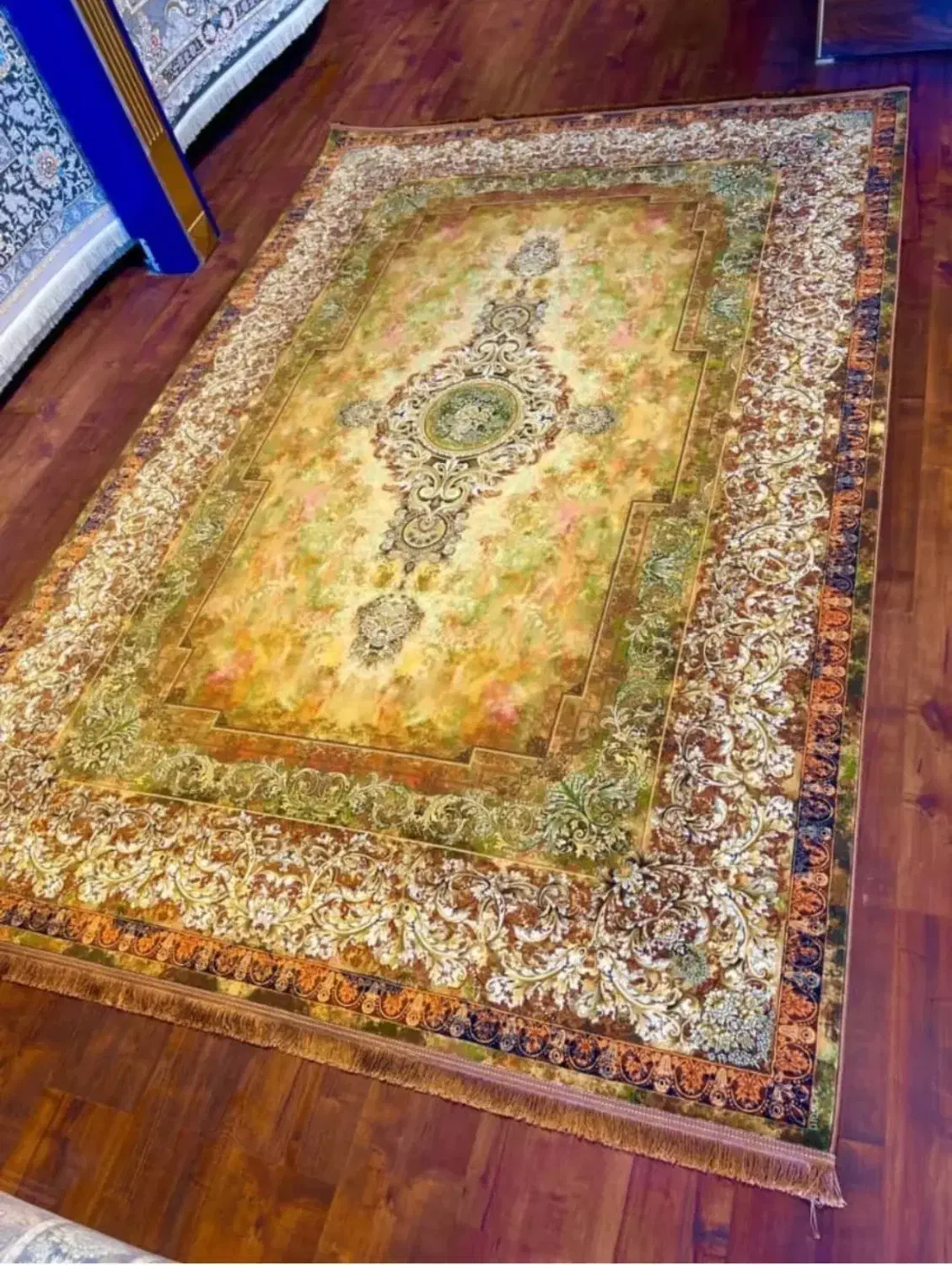 فرش نو در فروشگاه برادران امیری کد ۲۲۲۲۳۴|فرش|شیراز, عادل آباد|دیوار