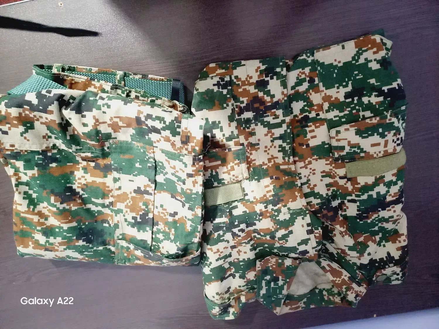 پوشاک لباس نظامی|لباس|پیشوا, |دیوار