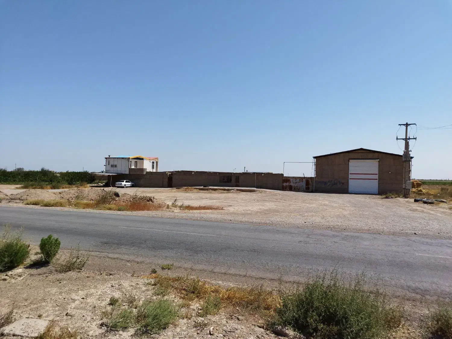 گاوداری صنعتی 104 راسی (امینی) بهر جاده اصلی|فروش دفتر صنعتی، کشاورزی، تجاری|دشتابی, |دیوار