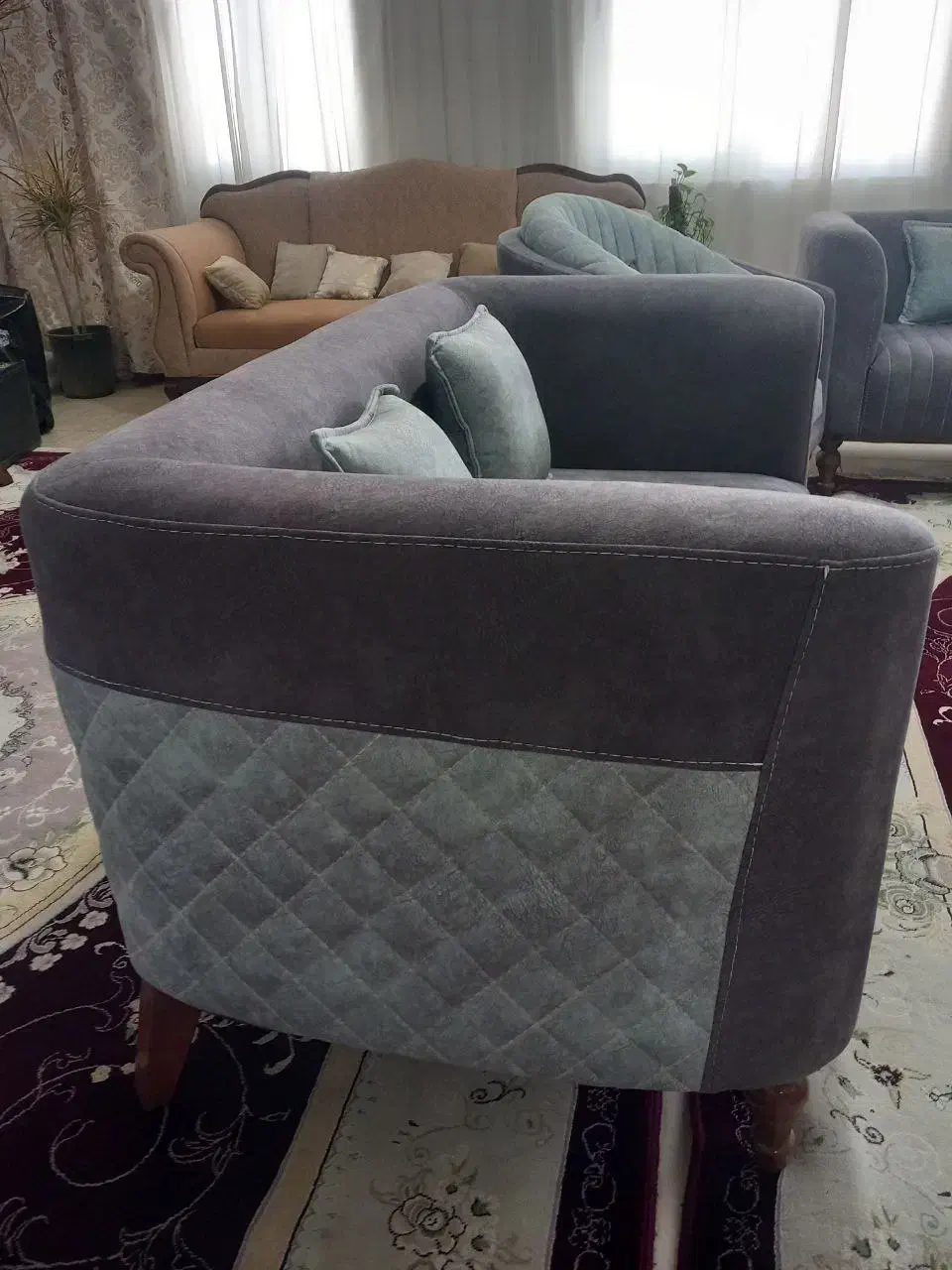 مبل هفت نفره راحتی|مبلمان خانگی و میز عسلی|مشهد, حضرت حجت|دیوار