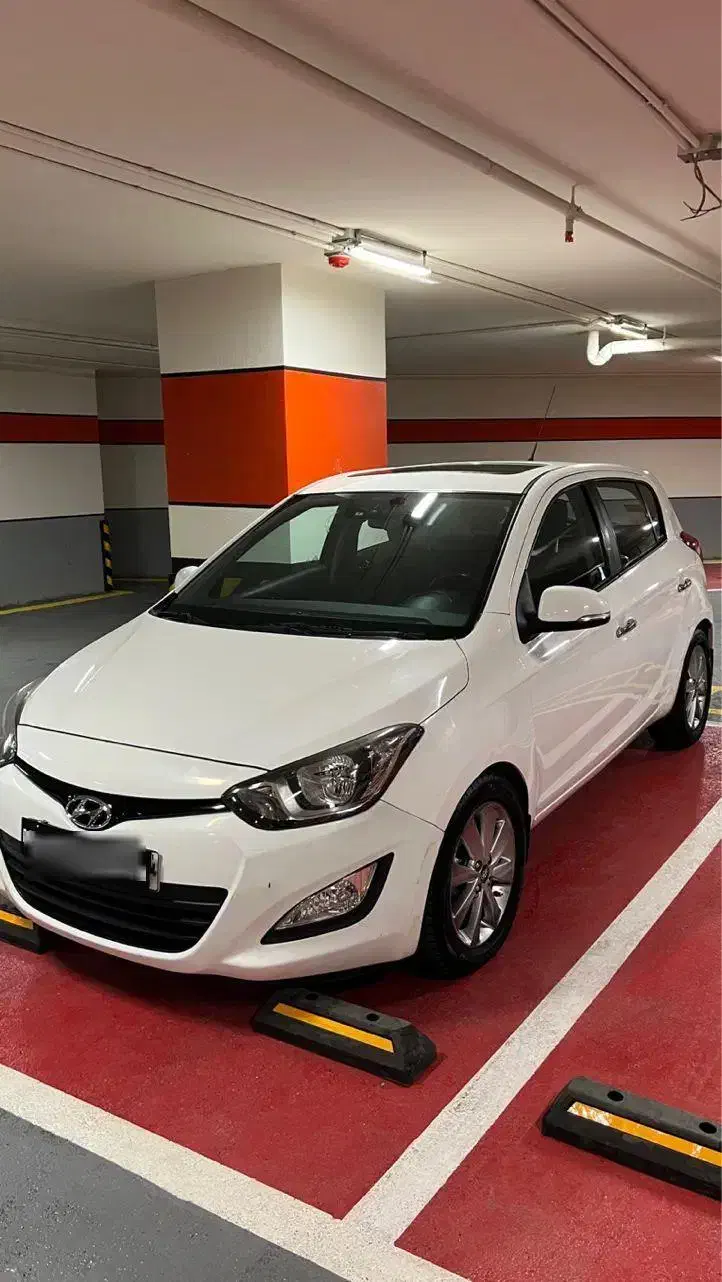 هیوندای i20 مدل ۲۰۱۵|خودرو سواری و وانت|شیراز, زرگری|دیوار