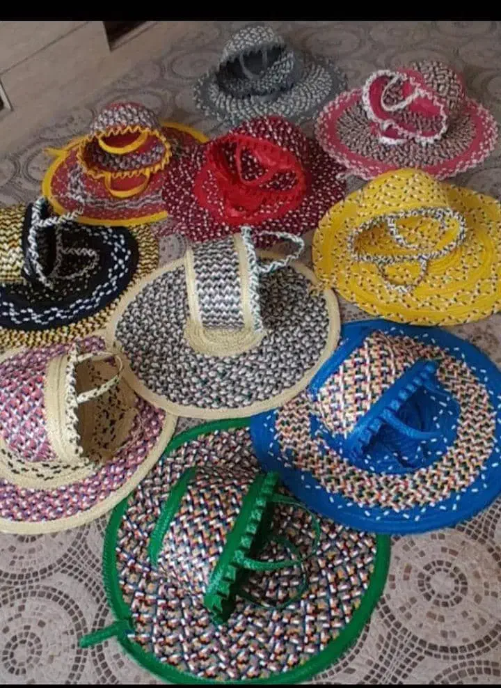 کلاه ، تولک ، زنبیل و سفره|صنایع دستی و سایر لوازم تزئینی|قشم, |دیوار