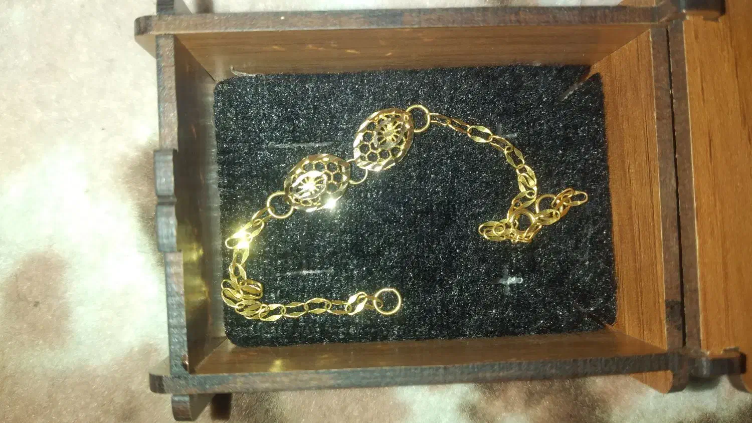 طلا|جواهرات|شیروان (خراسان), |دیوار