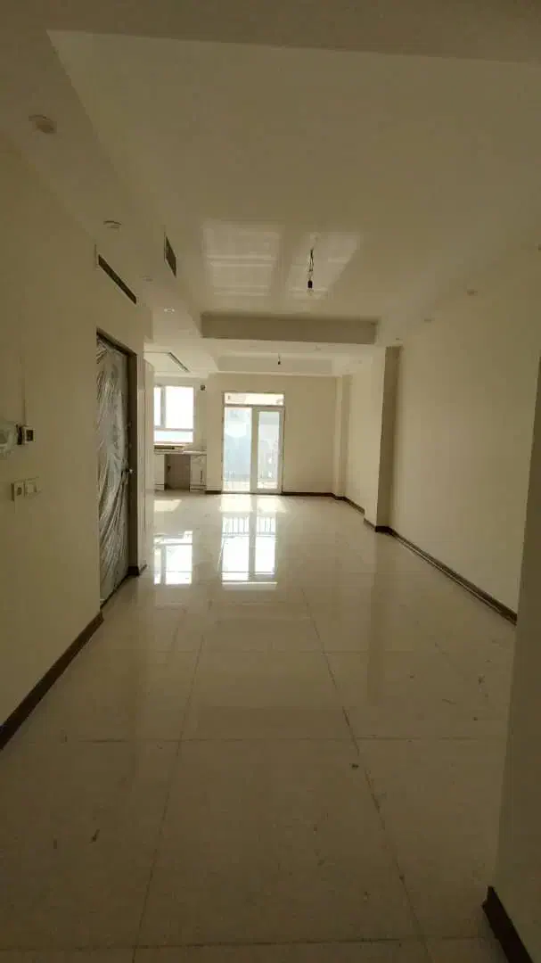 آپارتمان ۸۳ متری تک واحدی نوساز