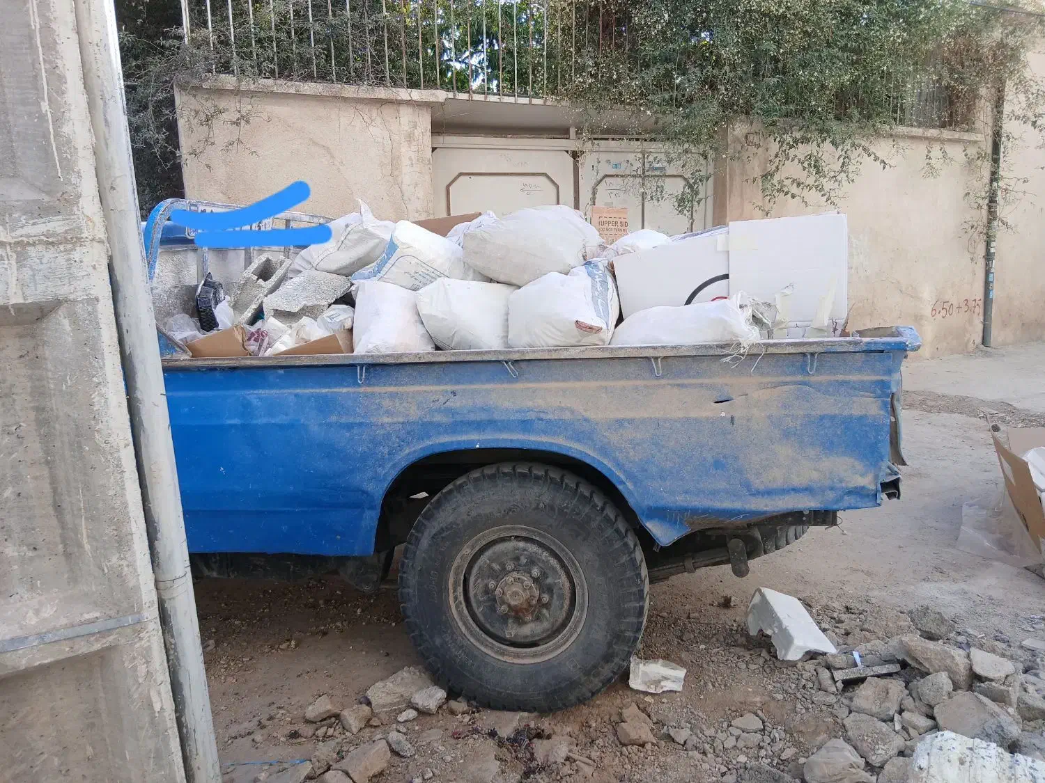 مصالح ساختمانی ماسه سیمان آجر گچ نخاله|مصالح و تجهیزات ساختمان|شیراز, احمدی جنوبی|دیوار