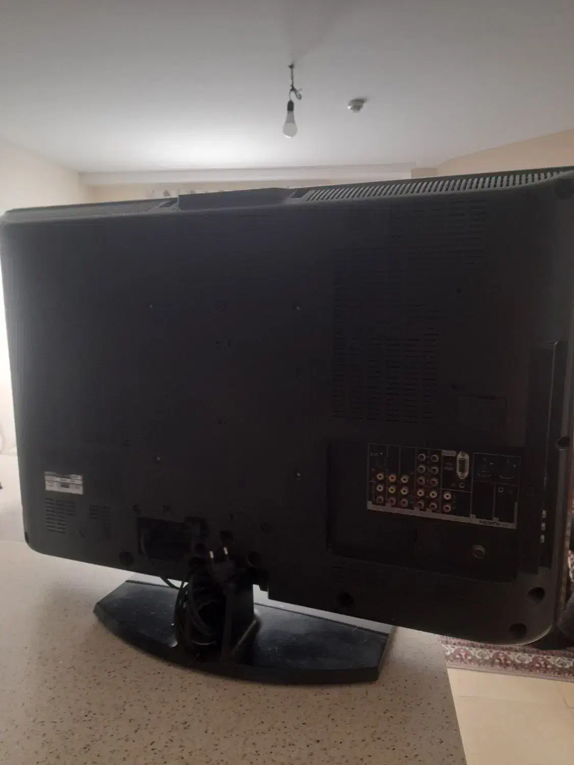 ال سی دی ۳۷ اینچ مارک سونی کاملا سالم|تلویزیون و پروژکتور|پرند, فاز ۳|دیوار