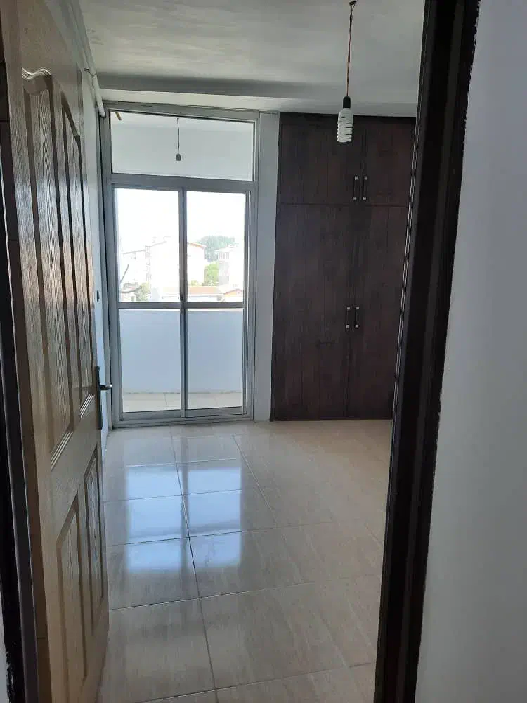 فروش واحد ۷۴ متری ۲ خوابه با پارکینگ و ویو تالاب|فروش آپارتمان|بندر انزلی, امامزاده|دیوار