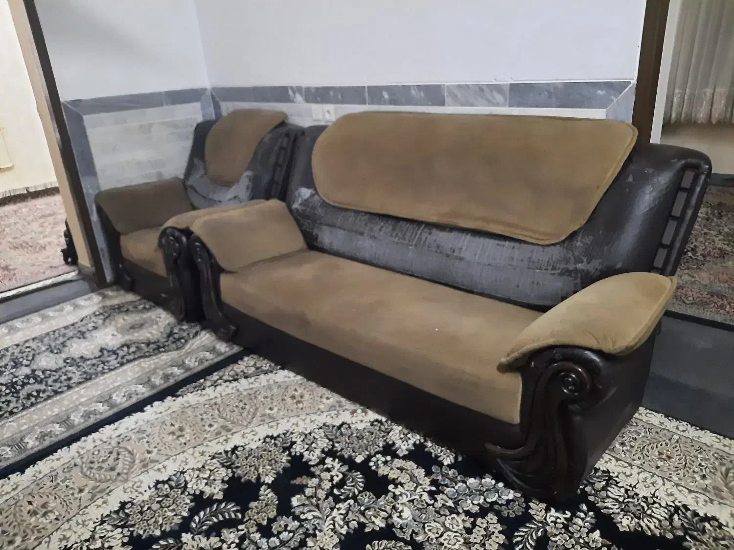 فروش مبل دست دوم|مبلمان خانگی و میز عسلی|جیرفت, |دیوار