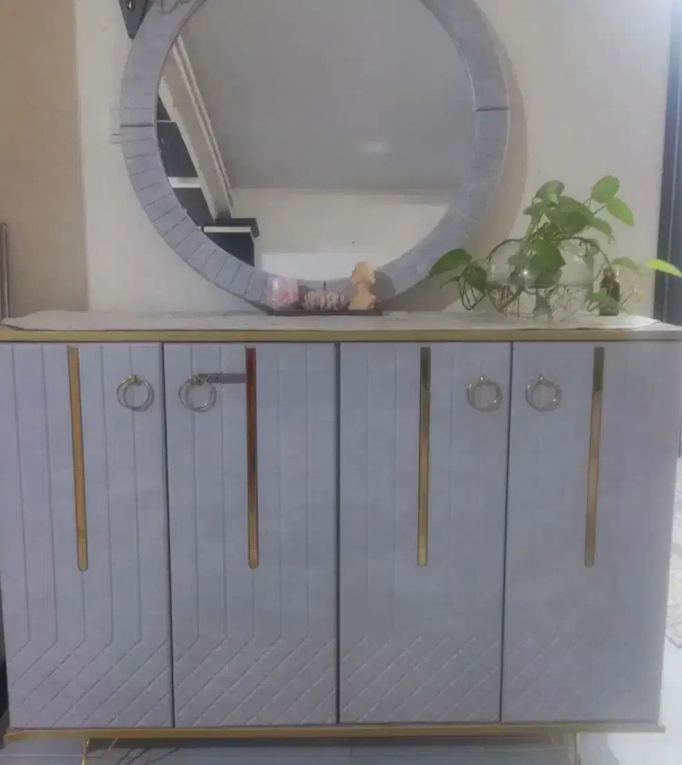 اجاره کوتاه مدت|اجارهٔ کوتاه‌مدت آپارتمان و سوئیت|اصفهان, باغ فدک|دیوار