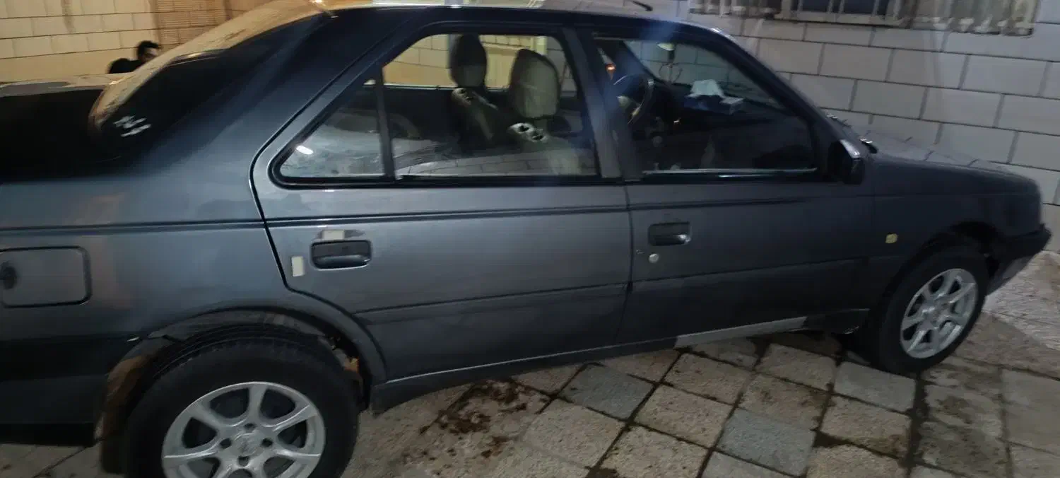 پژو 405 مدل 98|خودرو سواری و وانت|اهواز, کوی مندلی(سه راه خرمشهر)|دیوار