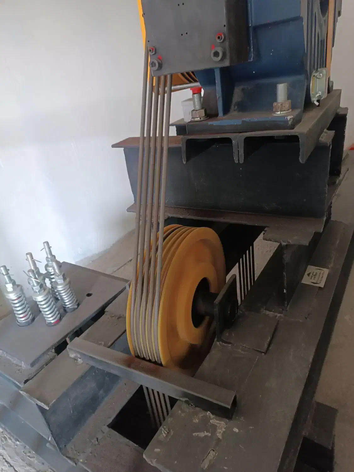 سرویس و تعمیرات آسانسور با کمترین هزینه|خدمات پیشه و مهارت|قرچک, مهدیه|دیوار