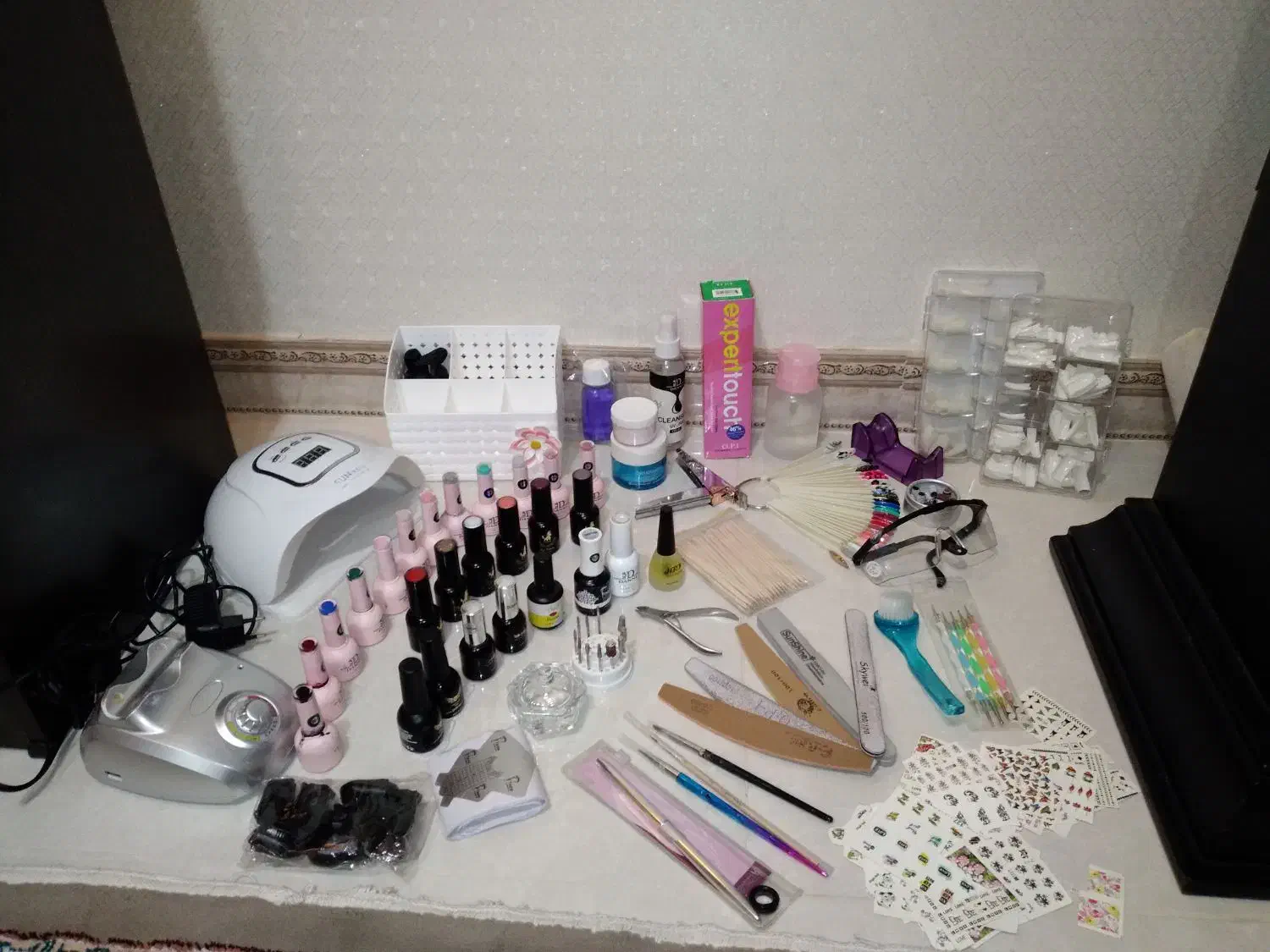 وسایل کاشت ناخن نو نو|آرایشی، بهداشتی، درمانی|بروجرد, |دیوار