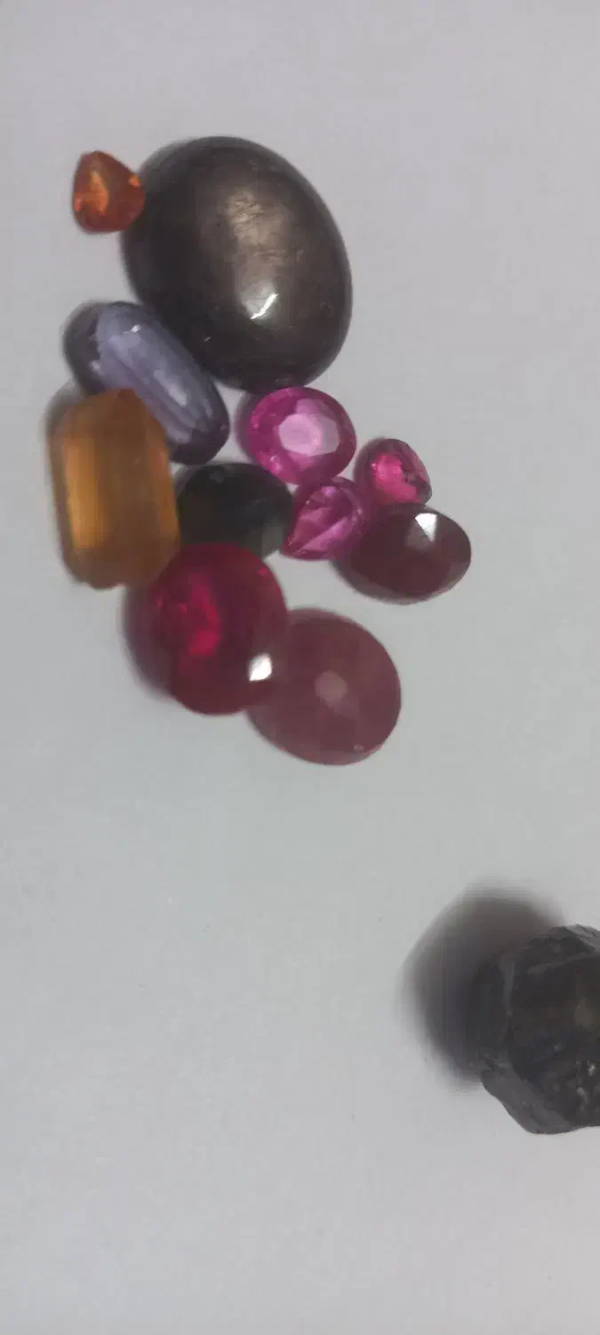 یاقوت معدنی اصل|جواهرات|قم, سالاریه|دیوار