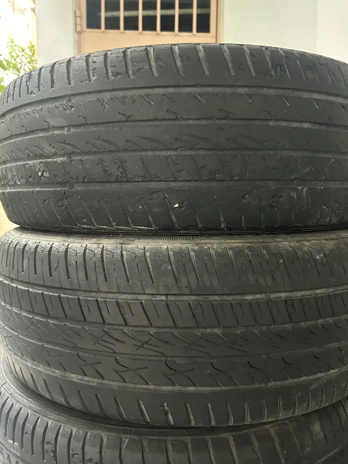لاستیک|قطعات یدکی و لوازم جانبی|آمل, |دیوار