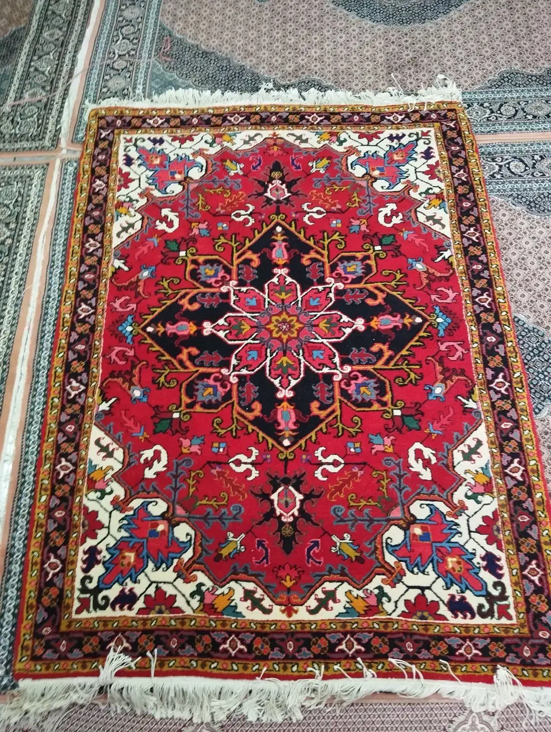 یک جفت فرش دستبافت نقشه صمد خانی|فرش|هریس, |دیوار