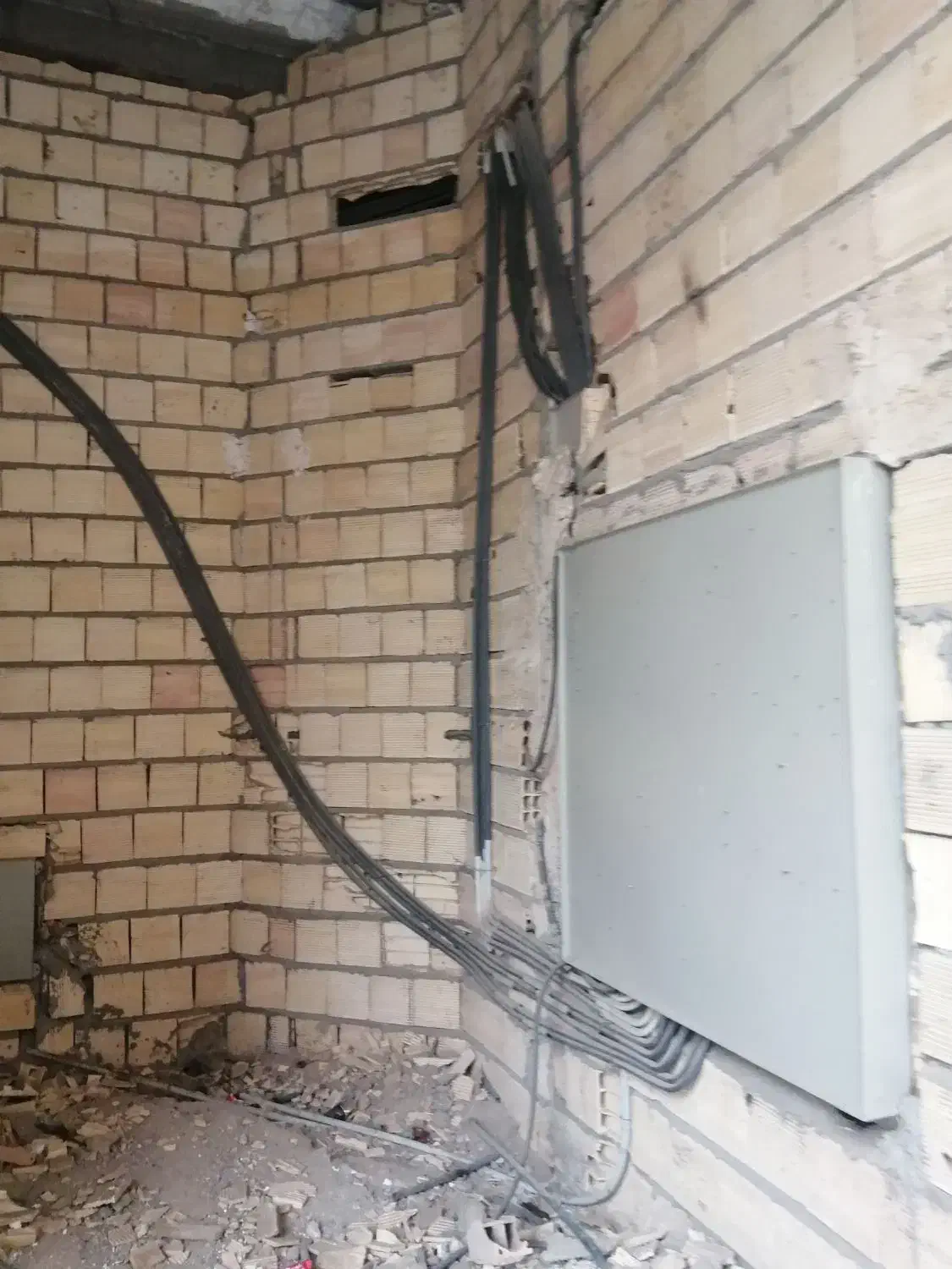 مغازه بصورت خام حدودا ۱۵ متر|فروش مغازه و غرفه|نسیم‌شهر, |دیوار