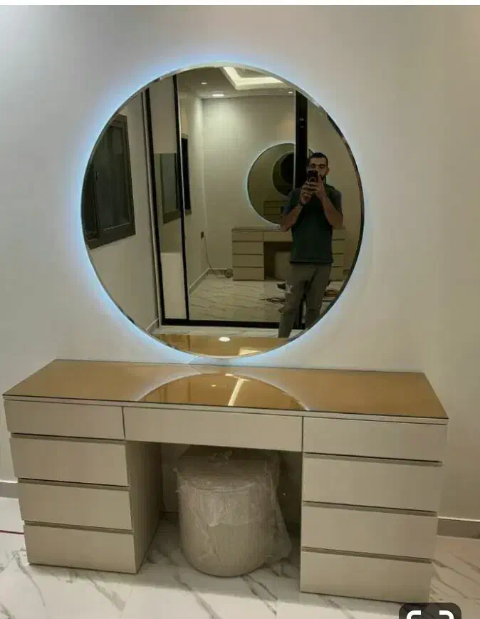 میز آرایش|تخت و سرویس خواب|پردیس, فاز ۳|دیوار