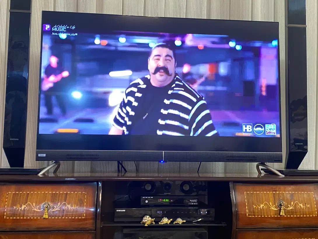 تلویزیون ۵۰اینج|تلویزیون و پروژکتور|اردبیل, |دیوار