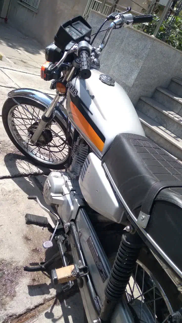 موتور ۱۲۵ سی سی ۵ دنده شهباز|موتورسیکلت|تبریز, |دیوار