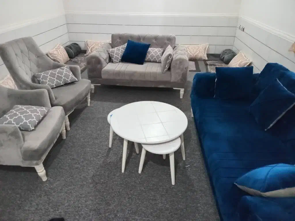 فروش مبل ۷ نفره و میز|مبلمان خانگی و میز عسلی|بندر گناوه, |دیوار