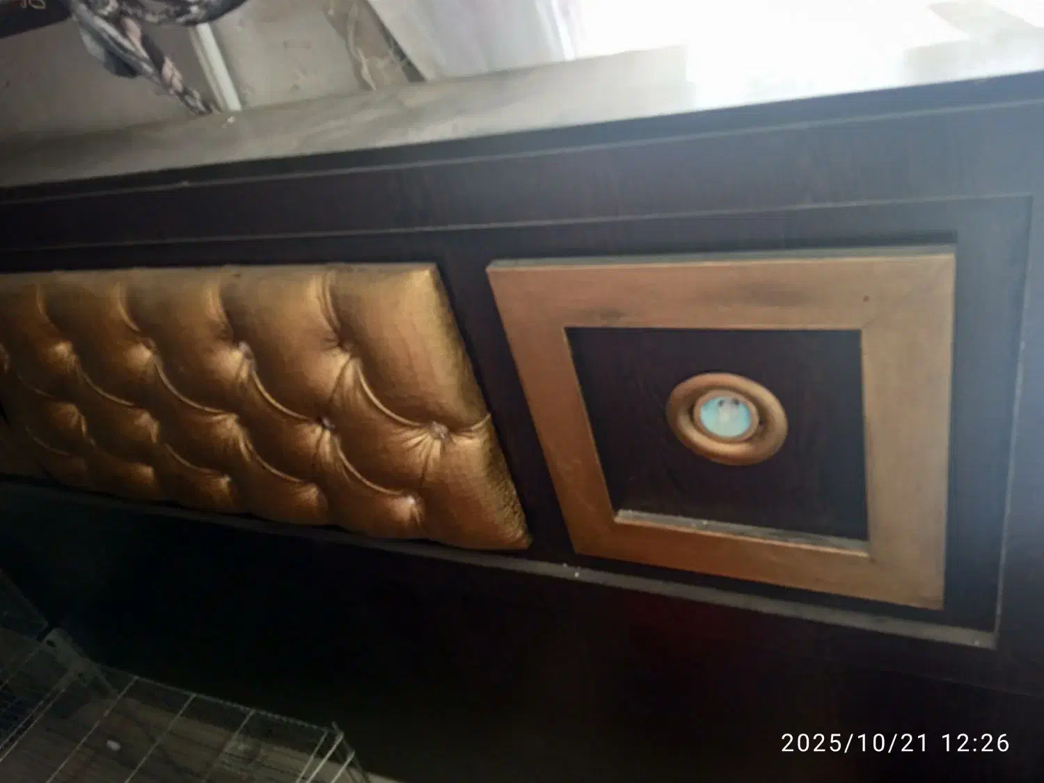 تخت دونفره بدون کفی|تخت و سرویس خواب|هشتگرد, شهرک پارسیان|دیوار