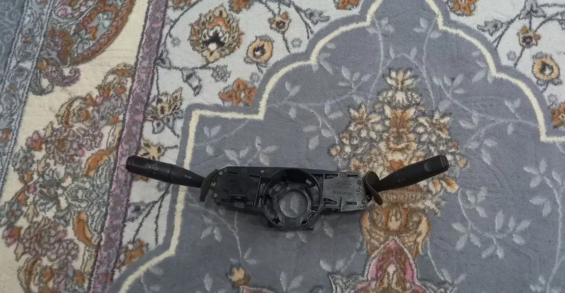 لوازم پارس و دنا پلاس کلید بالابر ،چراغ دنا پلاس|قطعات یدکی و لوازم جانبی|خرمآباد, |دیوار