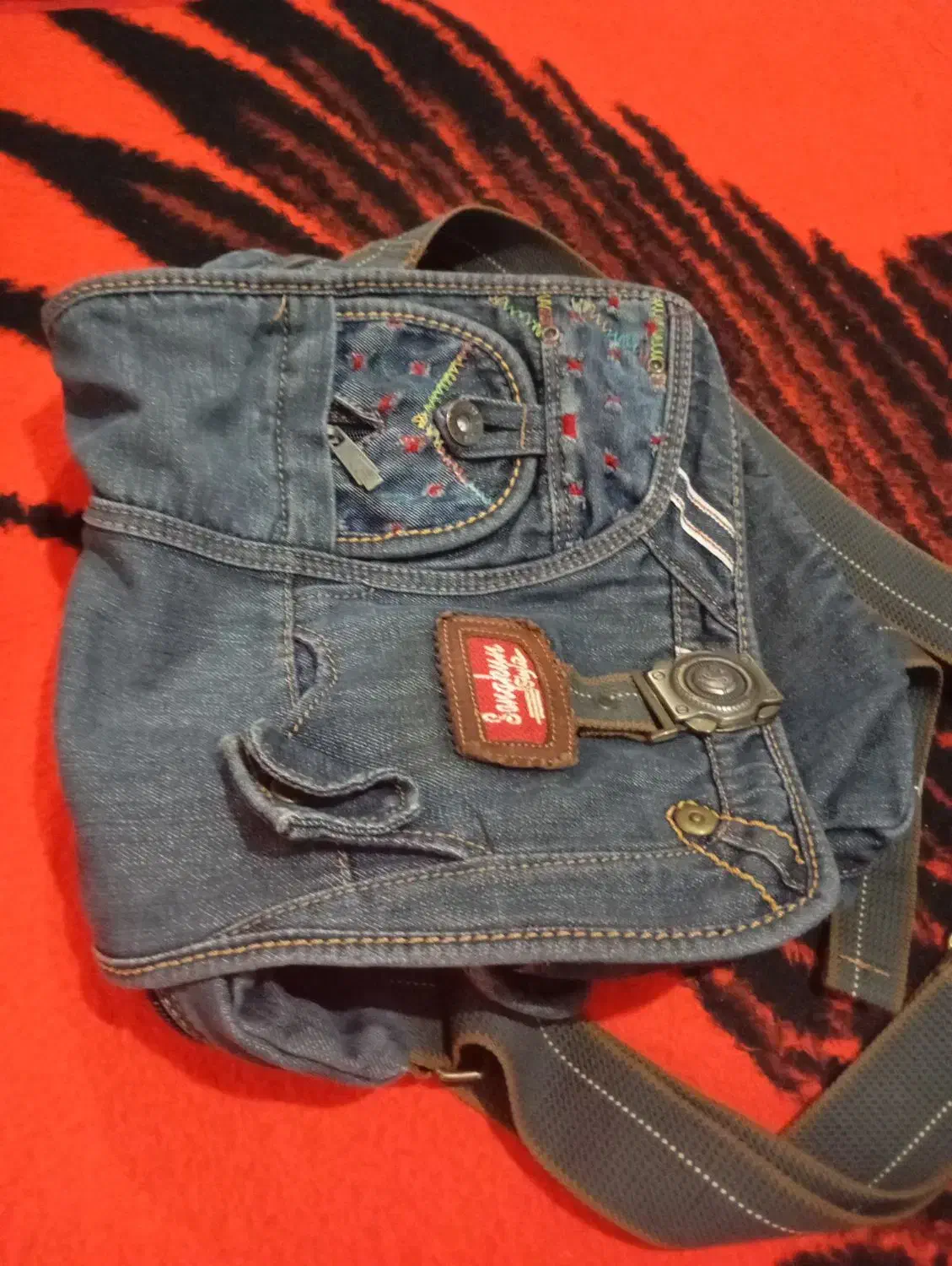 کیف لی بسیارشیک|کیف، کفش، کمربند|خرمآباد, |دیوار