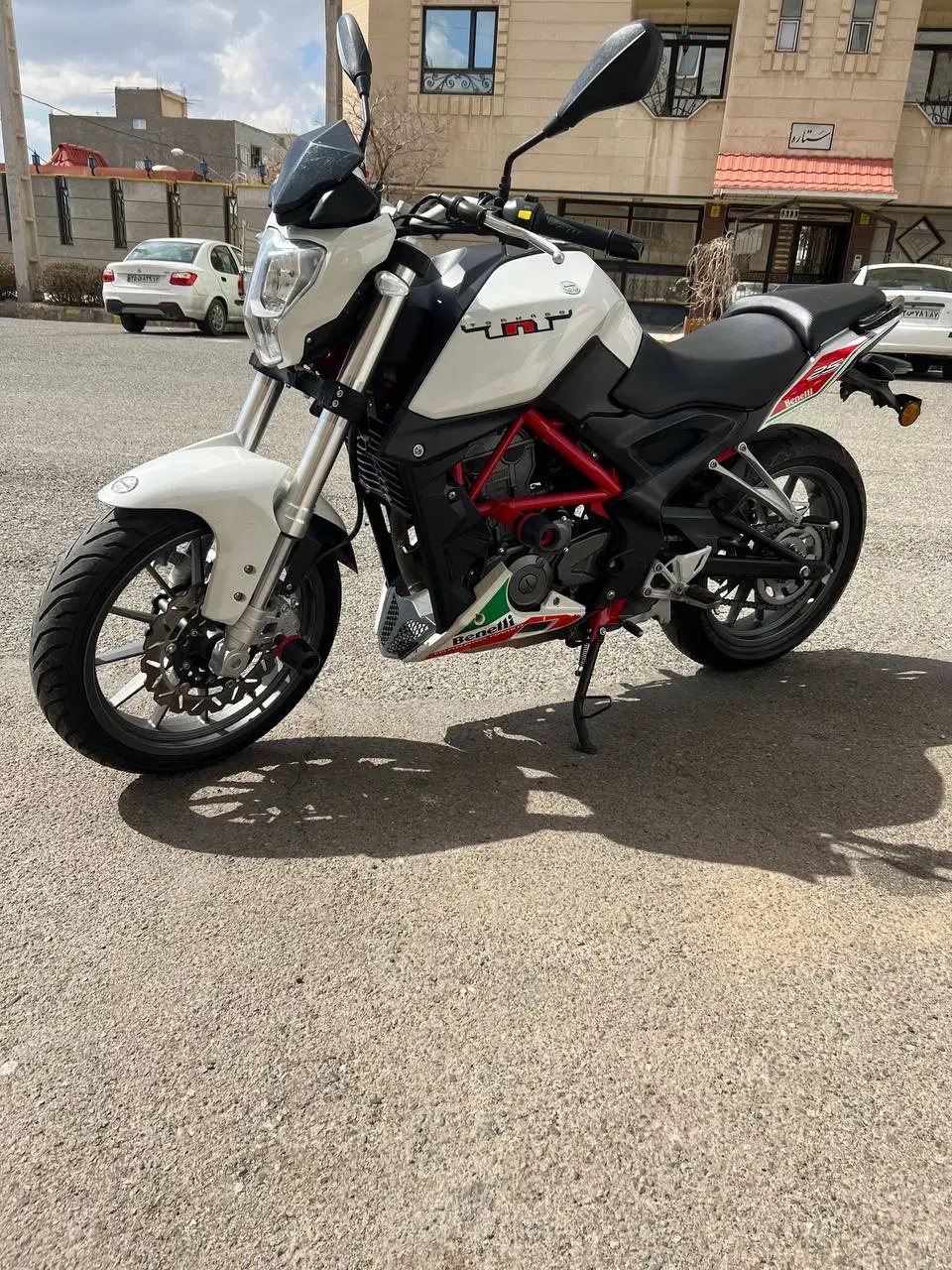 بنلی ۲۵۰|موتورسیکلت|زنجان, |دیوار