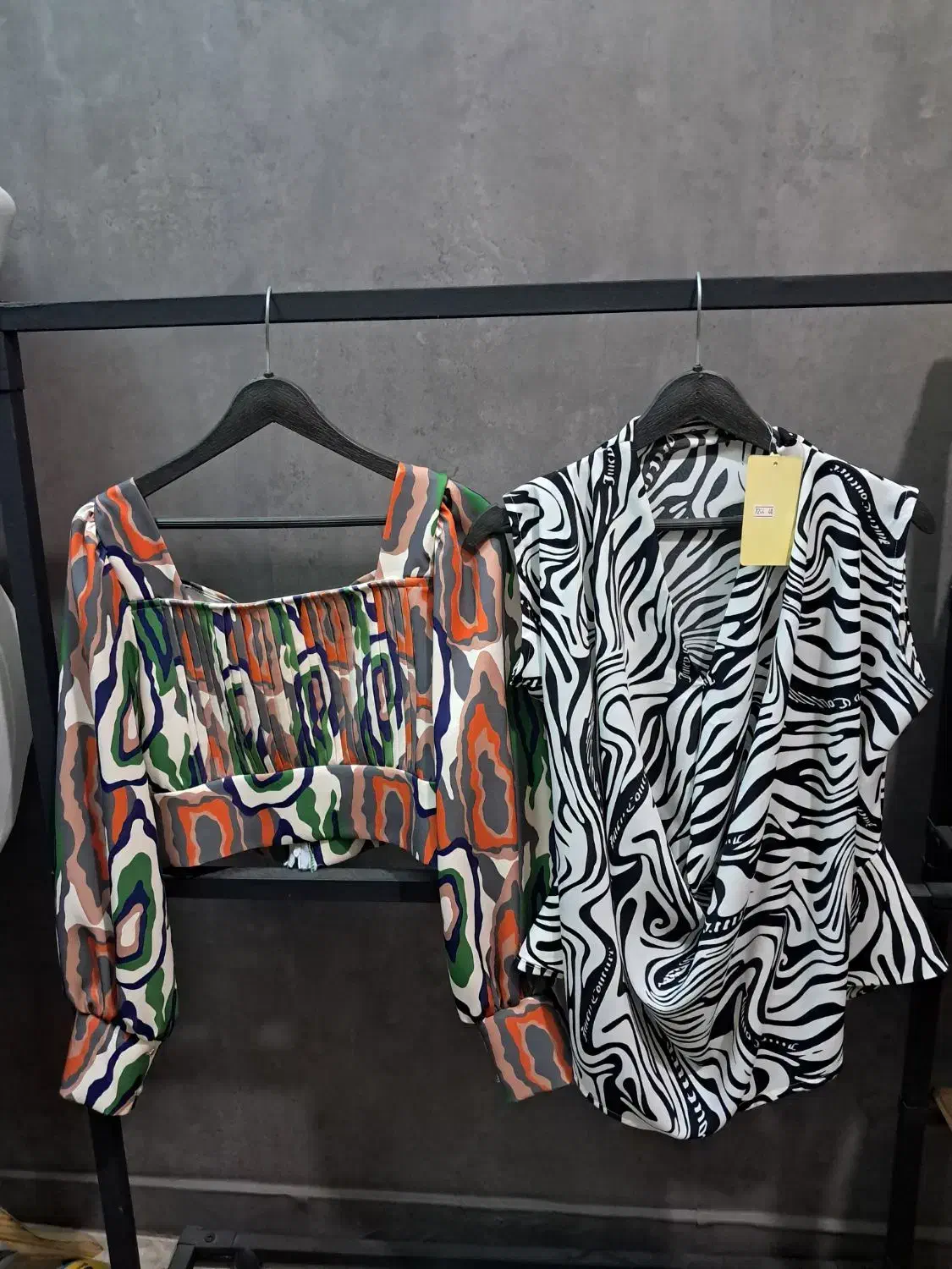 لباس|لباس|اصفهان, ابر|دیوار