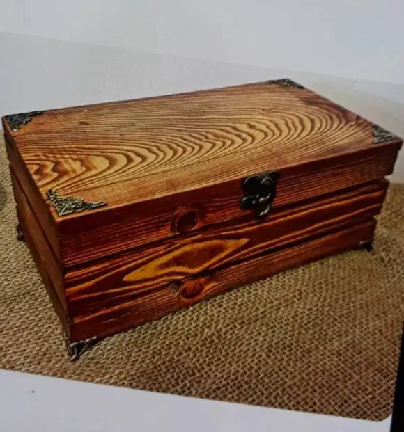 صندوقچه چوبی صندوق|صنایع دستی و سایر لوازم تزئینی|اسدآباد, |دیوار