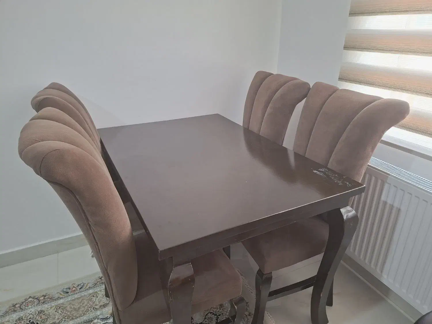 ی دست نهار خوری چ ۴ نفره و دو عدد مبل با عسلی|مبلمان خانگی و میز عسلی|سنندج, |دیوار