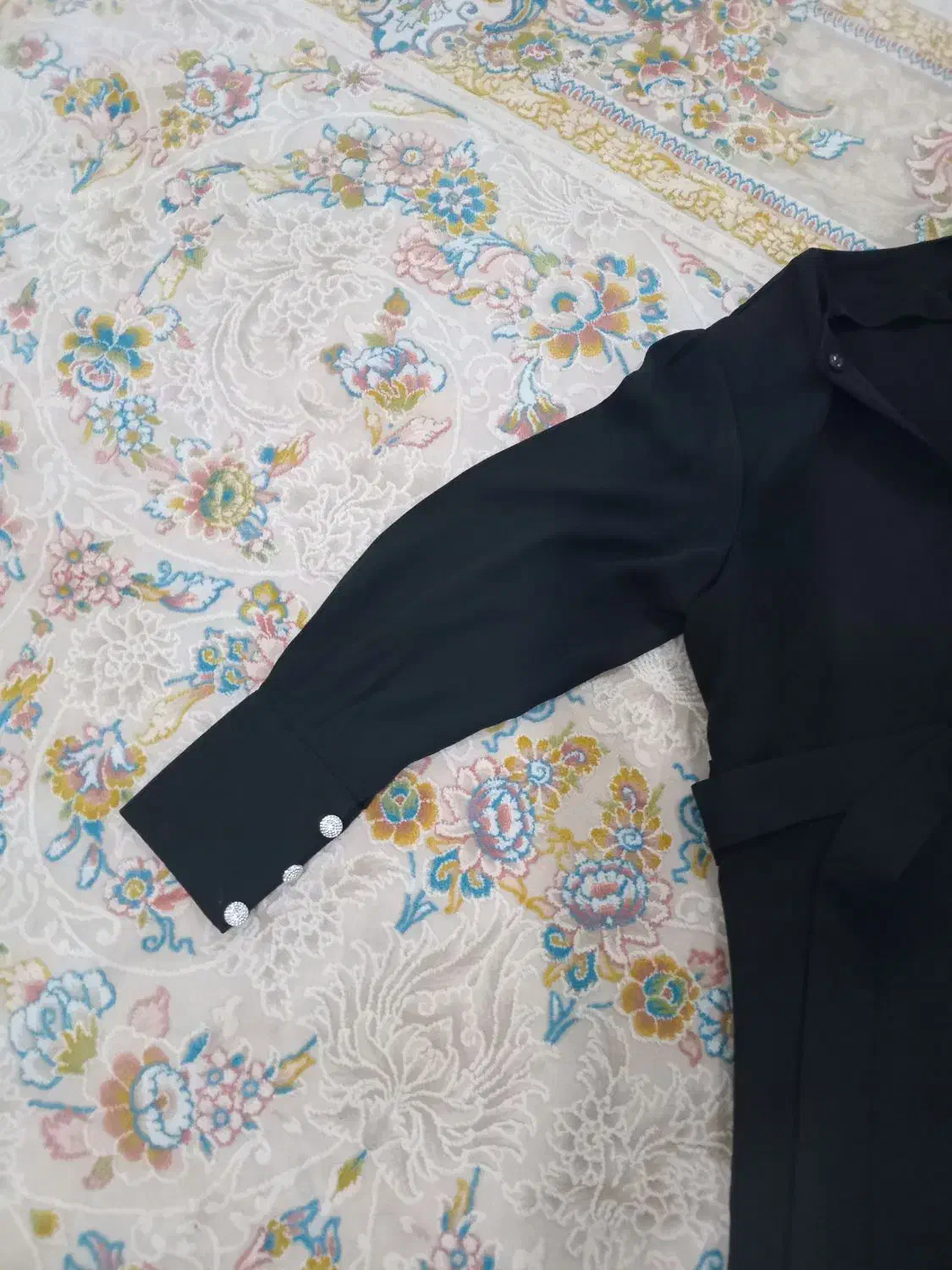 مانتو نو|لباس|اردبیل, |دیوار