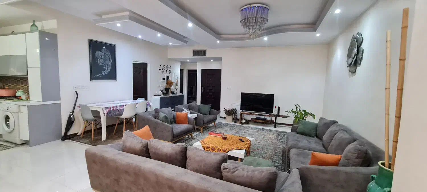 ۱۳۰متر نورگیر ودوبر ونوساز آپارتمان فروشی بی نظیر|فروش آپارتمان|کرج, مصباح|دیوار