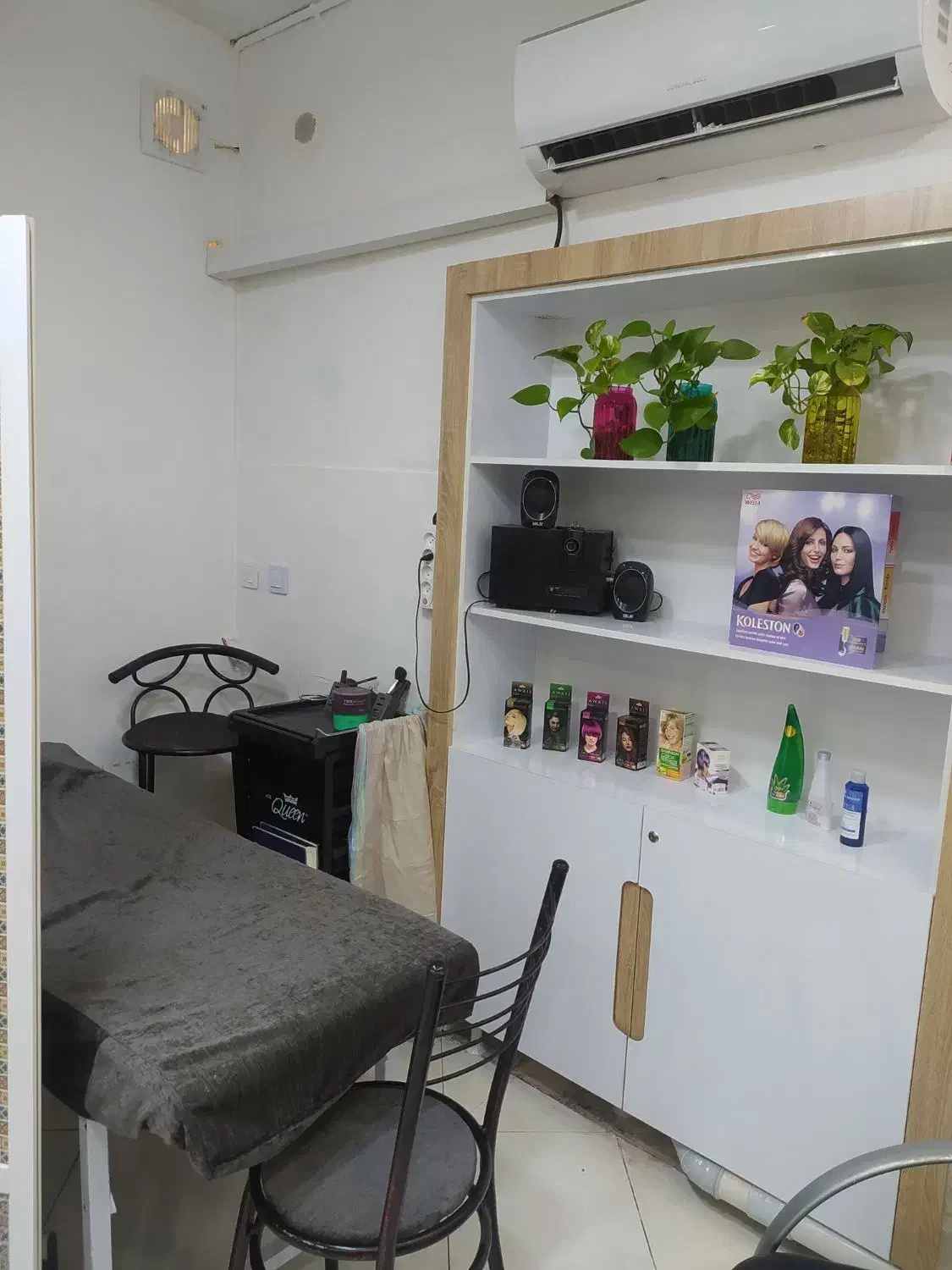 اجاره لاین ناخن و پاکسازی|خدمات آرایشگری و زیبایی|بیرجند, |دیوار