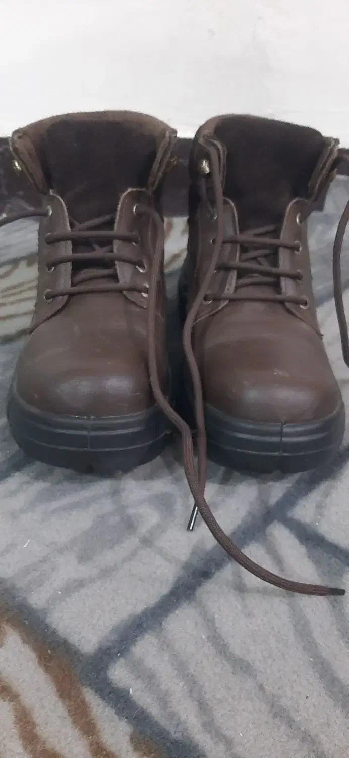 کفش کارسایز ۴۲نو چرم|کیف، کفش، کمربند|اهواز, گلدشت|دیوار