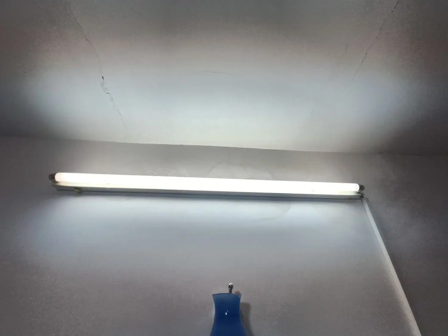 مهتابی کامل|لامپ و چراغ|ساوه, |دیوار