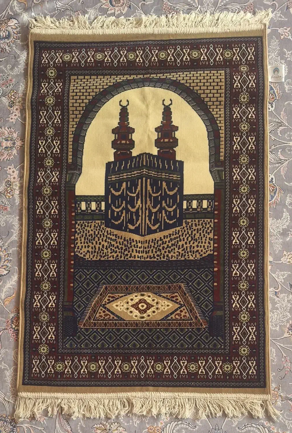 سجاده|فرش|کرج, مهرویلا جنوبی|دیوار