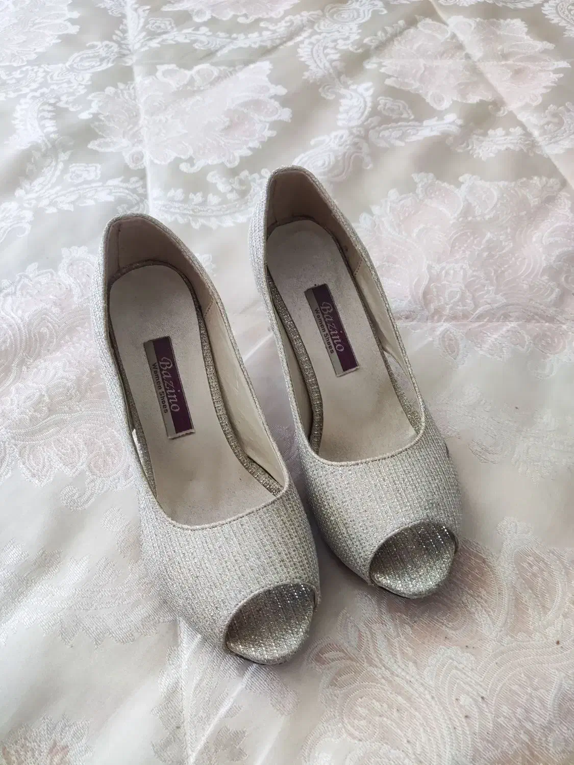 کیف و کفش|کیف، کفش، کمربند|بروجرد, |دیوار