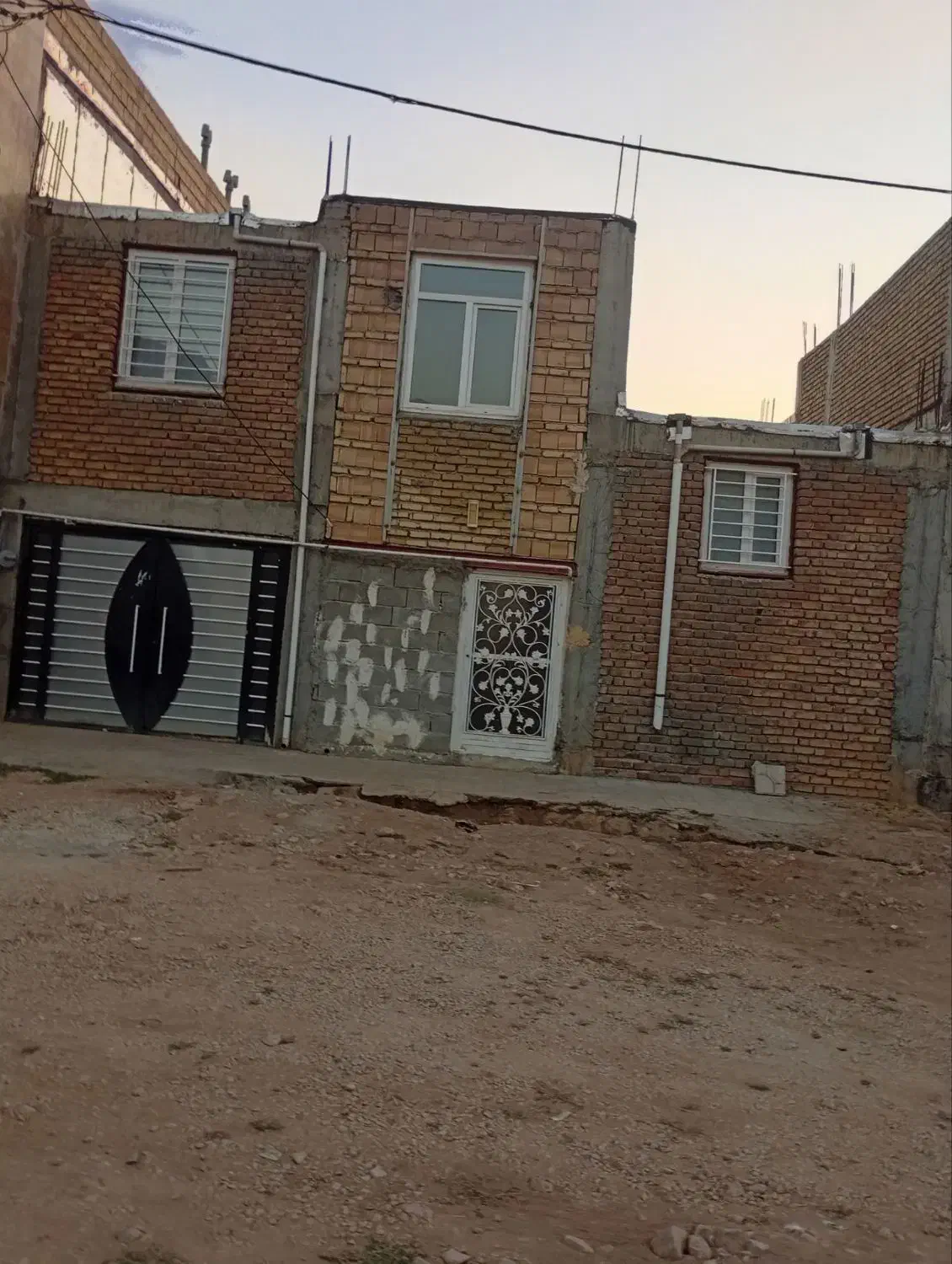 خانه نوساز|فروش خانه و ویلا|ایوان, |دیوار