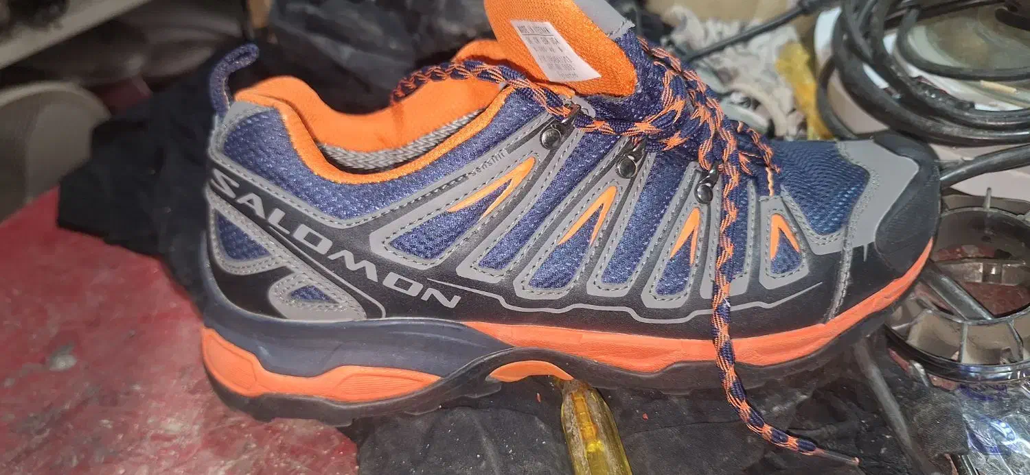 کتونی اصل ویتنام|کیف، کفش، کمربند|شازند, |دیوار