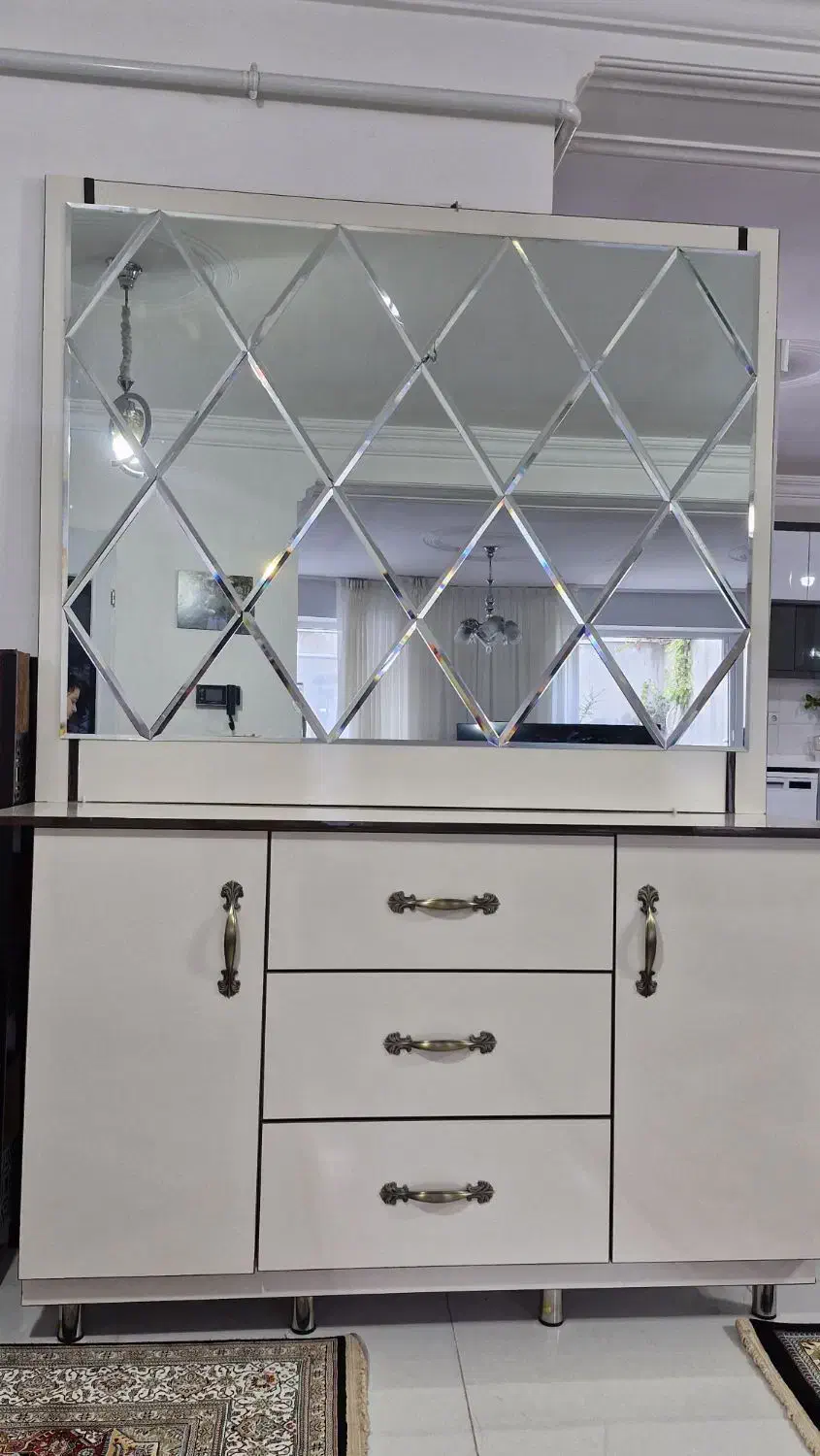 ایینه و کنسول در حد آکبند|بوفه، ویترین، کنسول|مهاباد (آذربایجان غربی), |دیوار